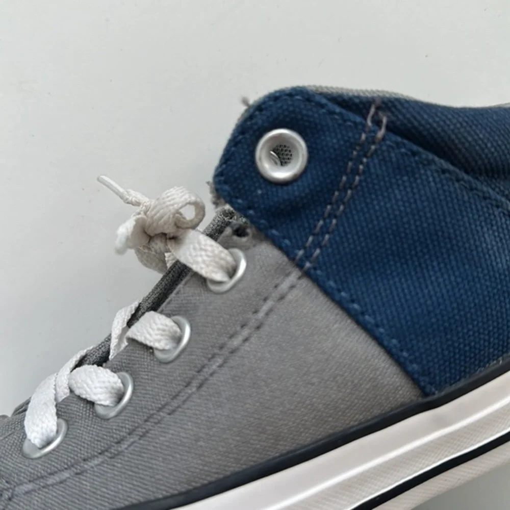 Converse Chuck Taylor All Star Axel Mid Top Grey Navy Blue‎ Kids Size 13 665357F